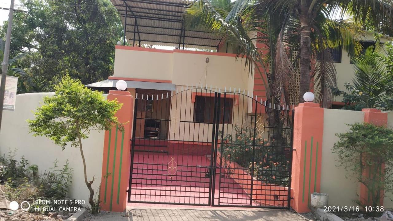 Hemharsh Holiday Home With Pool 卡尔贾特 外观 照片