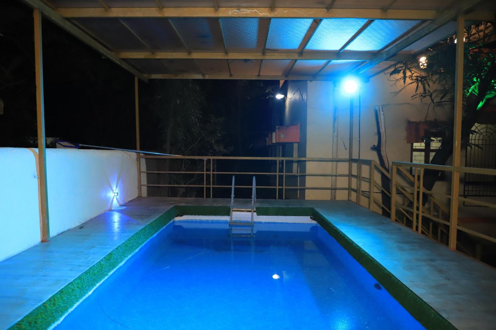 Hemharsh Holiday Home With Pool 卡尔贾特 外观 照片